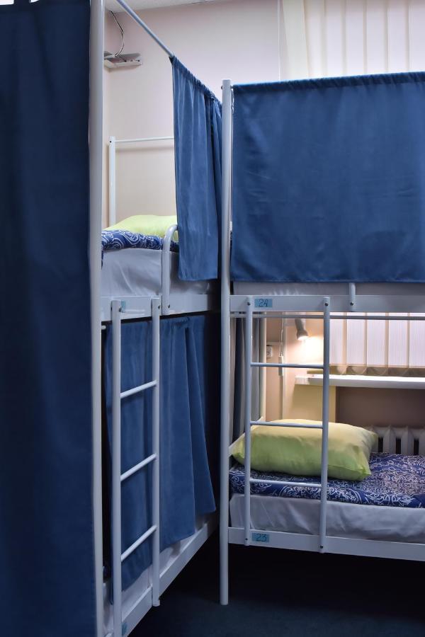 Hostel 777 Darnitsa Київ Екстер'єр фото