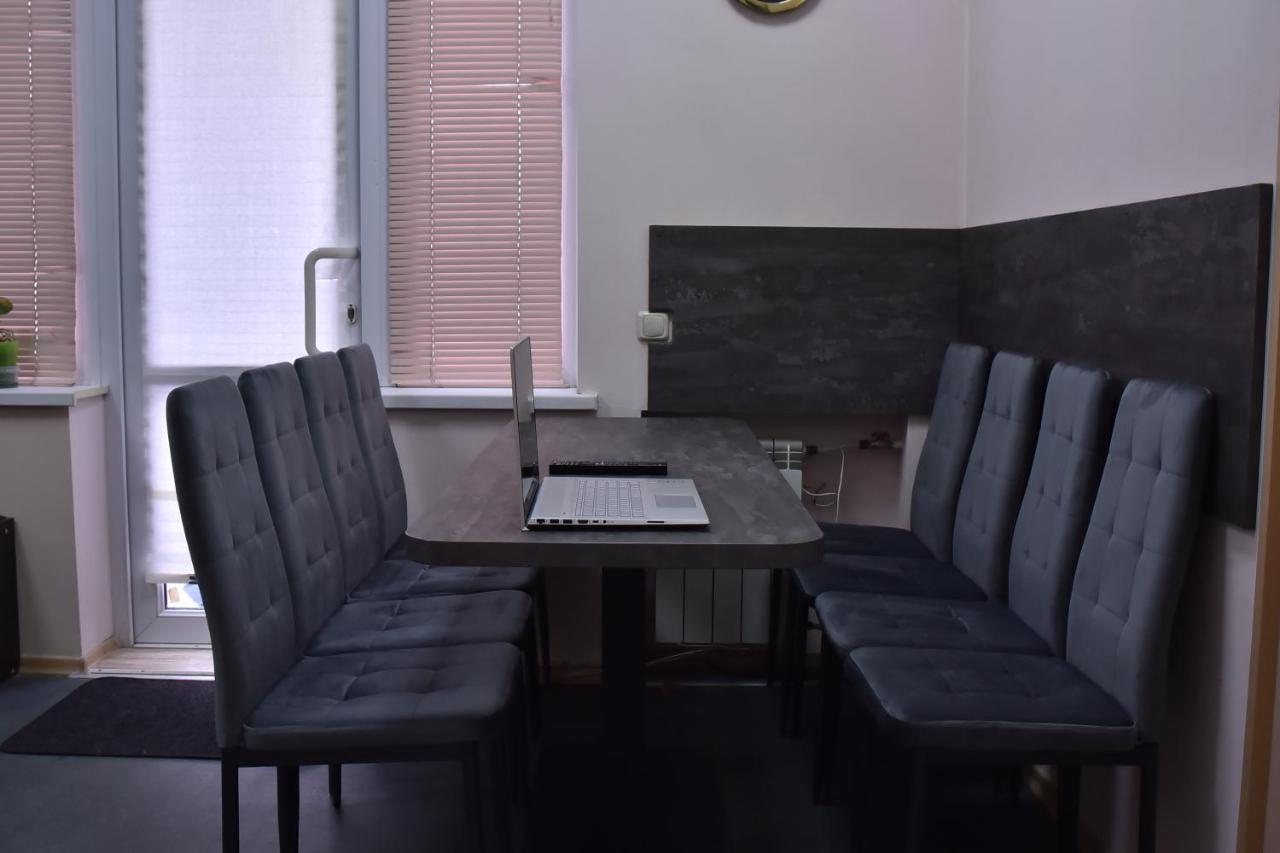 Hostel 777 Darnitsa Київ Екстер'єр фото